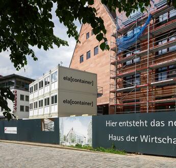 3-stöckiges Baustellenbüro von ELA Container für die IHK Nürnberg 
